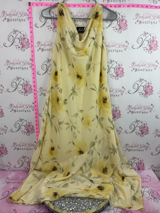 Jolibel Dresses & Skirts - JOLIBEL dress long flowy Y2k flowers Yellow Floral Maxi Dress